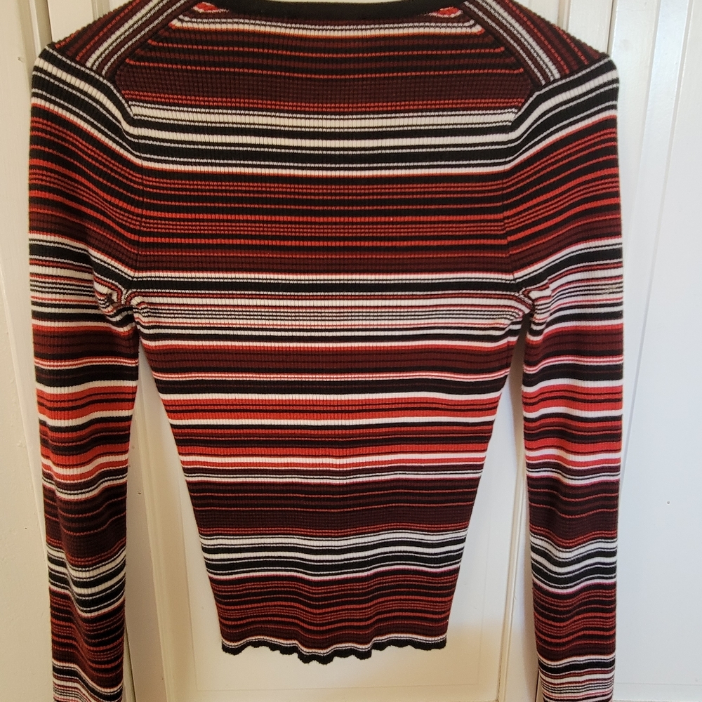 Sweater - Picture 3 of 3